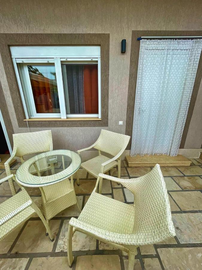 Villaroel 2 -apartments Near The Vlorë