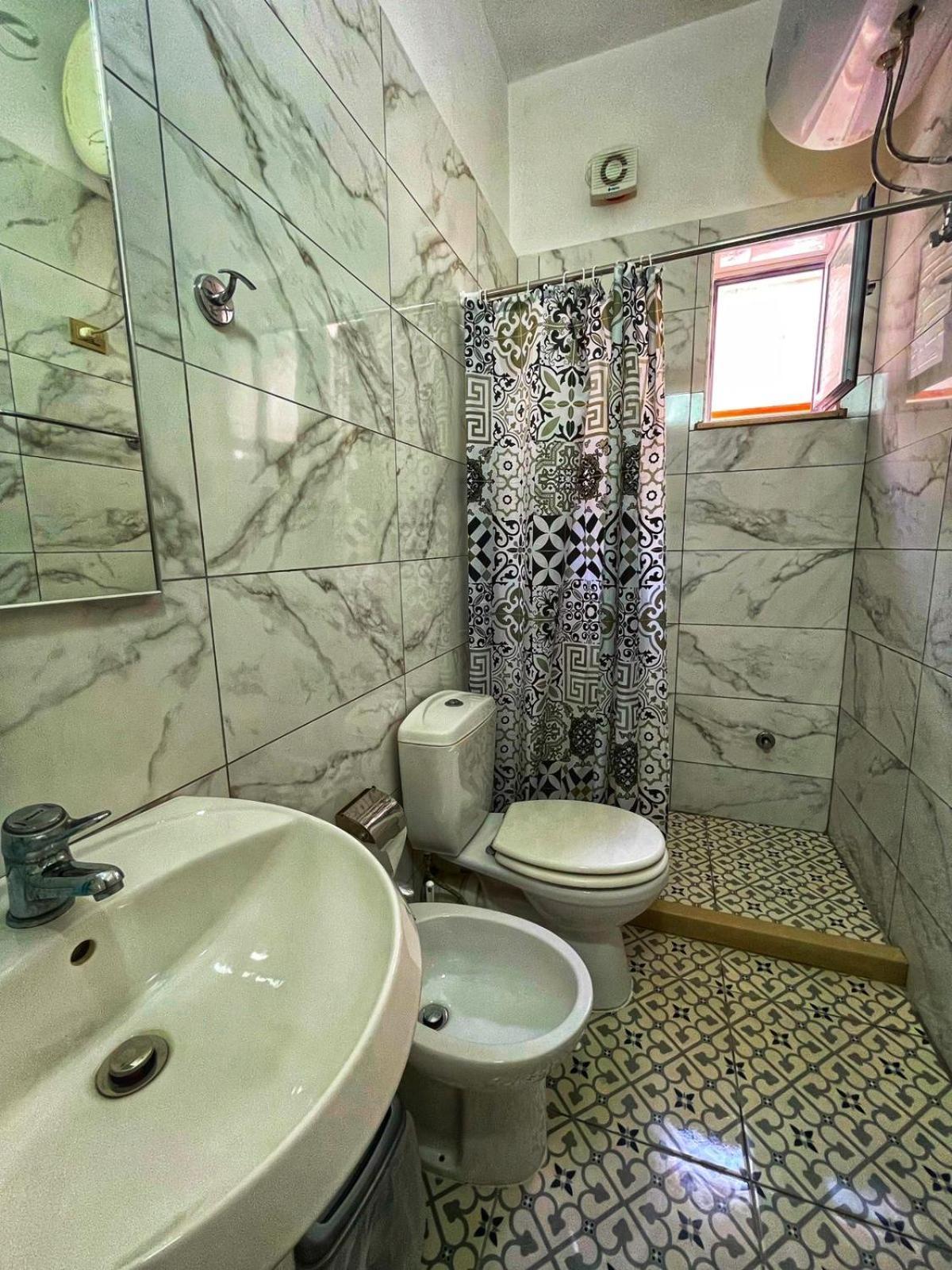 Apartamento Villaroel 2 -apartments Near The