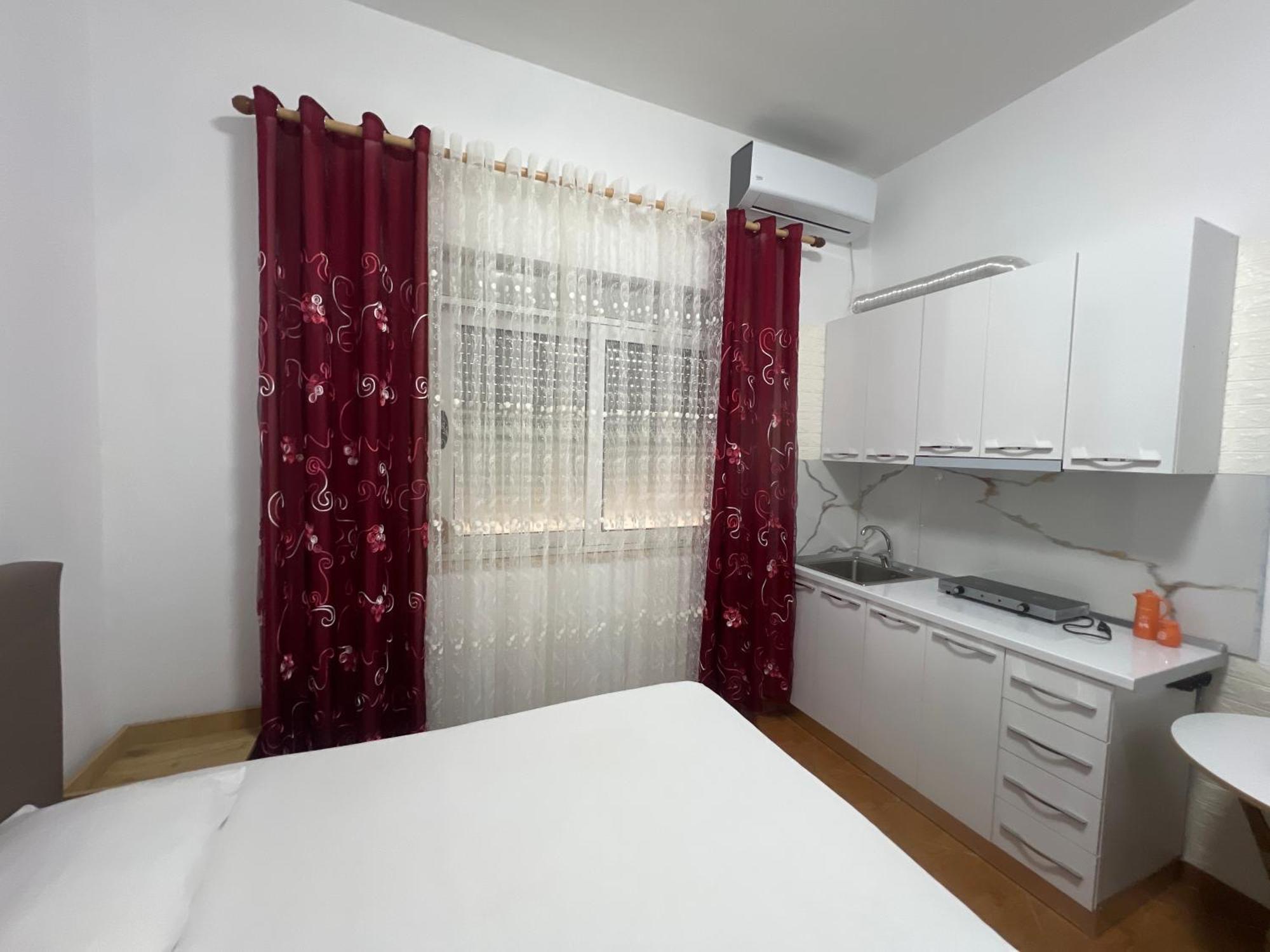 Villaroel 2 -apartments Near The * Vlorë